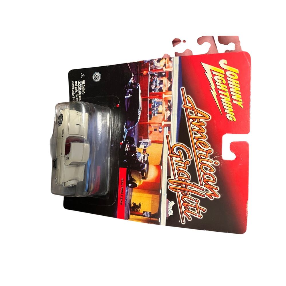 Johnny Lightning American Graffiti 1956 Ford Thunder Bird (T-Bird) White  1:64